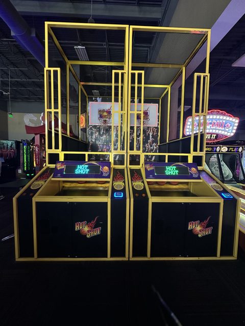 Hot Shot Basketball on the GameTime game floor